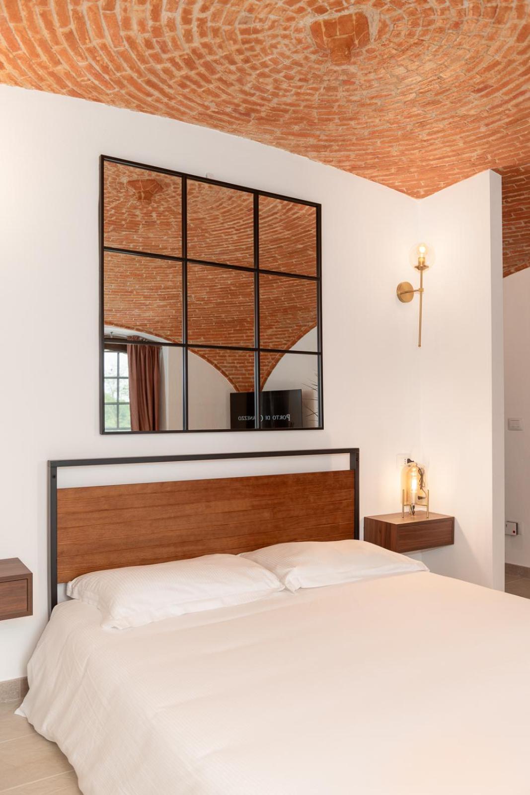 Porto Di Clanezzo Bed & Breakfast Exterior photo